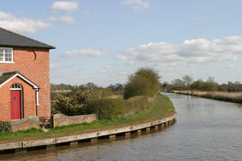 A pretty stretch of the Llangollen canal
